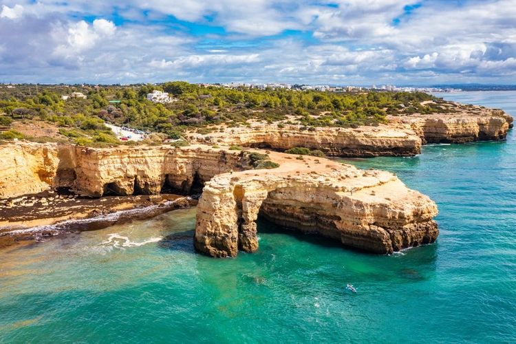  Plage et falaises en Algarve