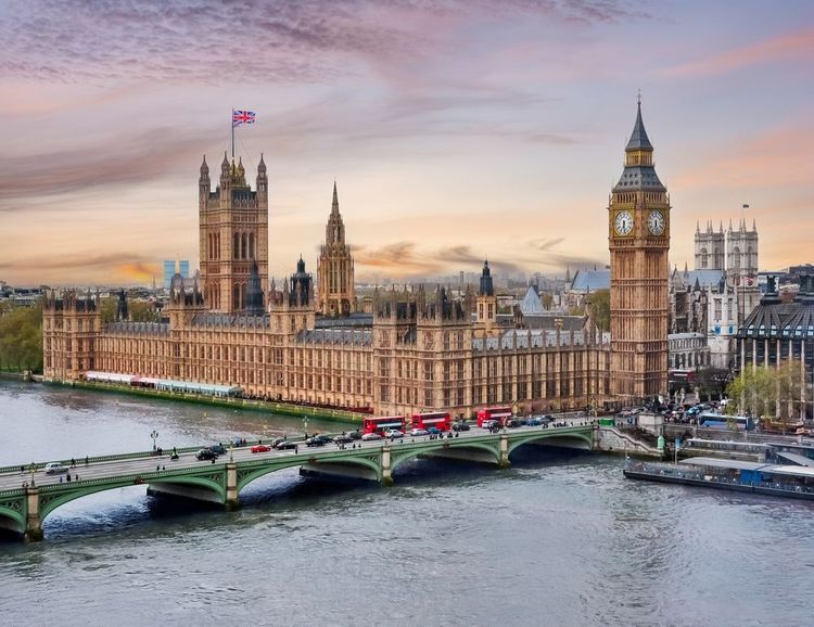 Le palais de Westminster, son pont et Big Ben