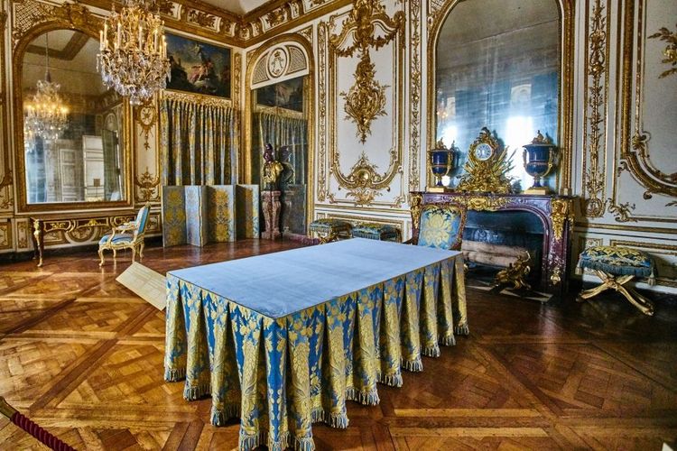 Le décor du cabinet date de Louis XV © Eugen Wais/123RF