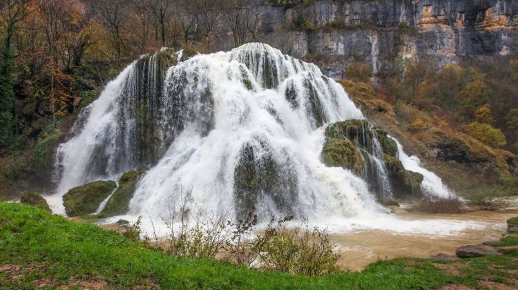 La cascade des Tufs est un trésor naturel du Jura © akulamatiau/123RF