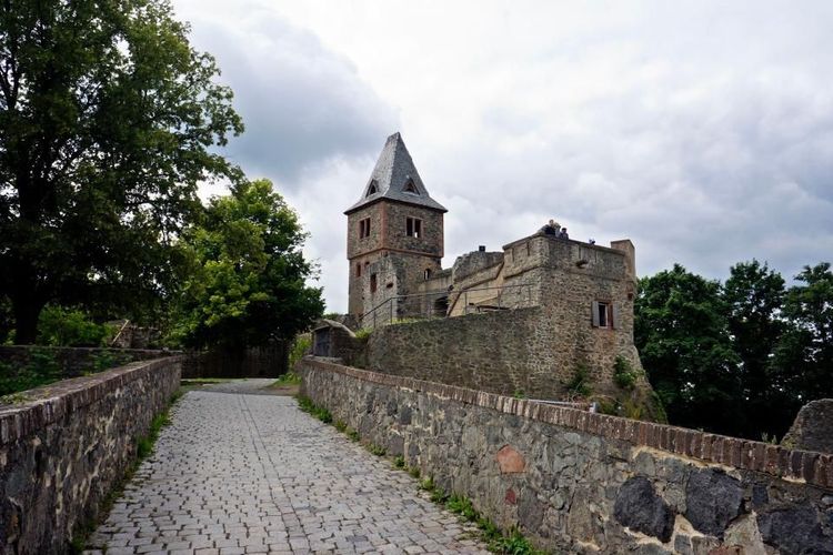 Vue extérieure du château de Frankenstein © etfoto/123RF