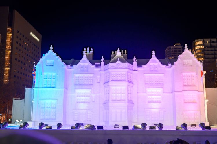 Construction du festival de neige de Sapporo
