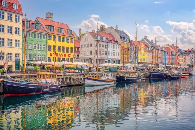 Le front de mer de Nyhavn à Copenhague