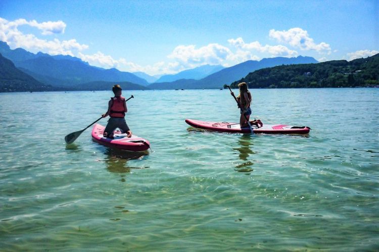 Des paddles sur le lac d'Annecy