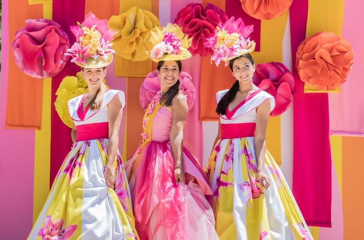 Les Madériennes sont de la fête dans des parures florales conçues pour l'évènement