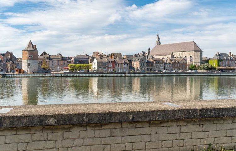 Givet dans les Ardennes