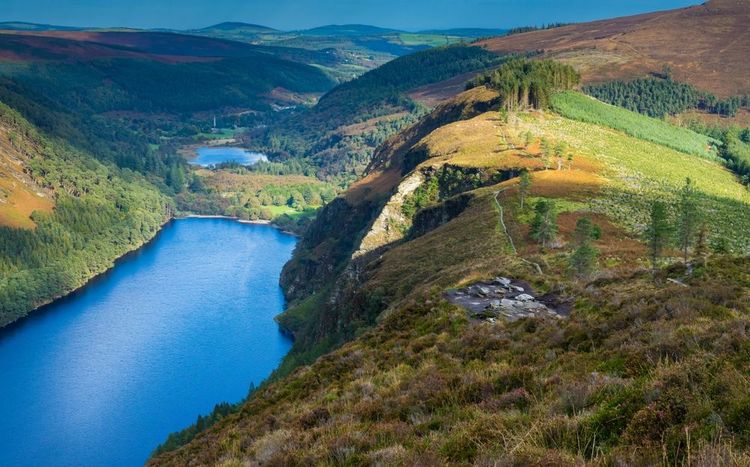 Les lacs inférieur et supérieur de Glendalough