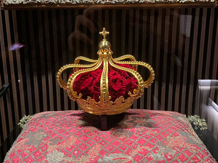 La couronne royale est aussi exposée dans le musée © Angélique de la Bretesche