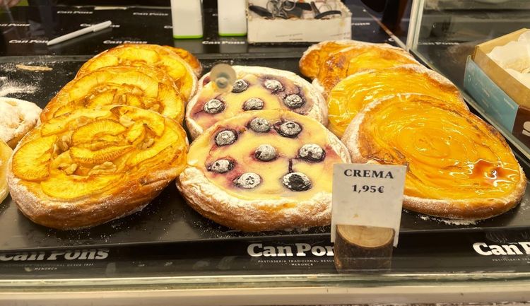 Ensaïmadas en version individuelle dans la boutique de Can Pons