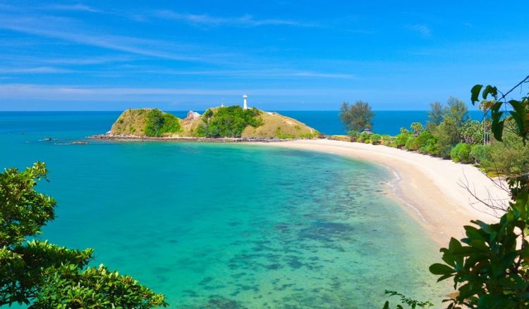 L'eau turquoise et les plages de sable fin de Koh Lanta © hydromet/123RF