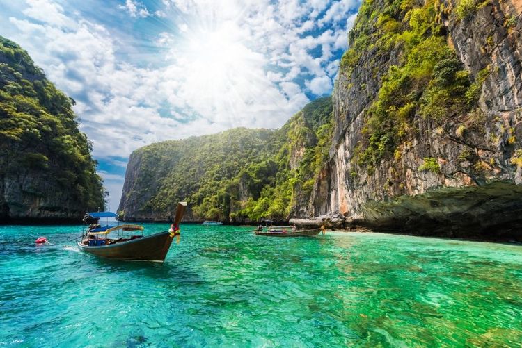 Kho Phi Phi et ses eaux turquoises © Balate Cristian Mircea/123RF