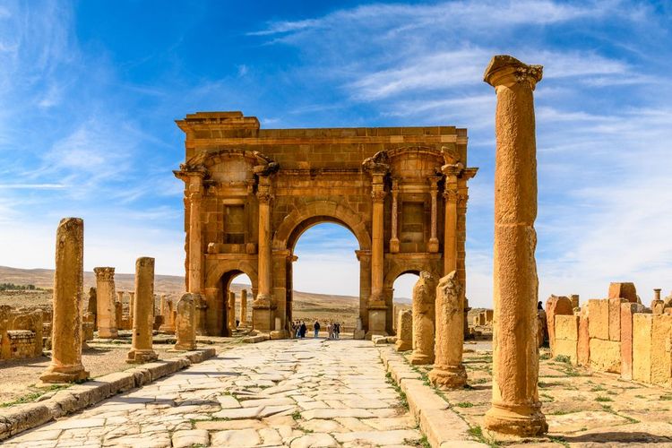L'Arc de Trajan à Timgad, Algérie