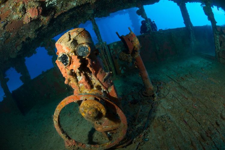 L'épave du Fujikawa Maru en Micronésie