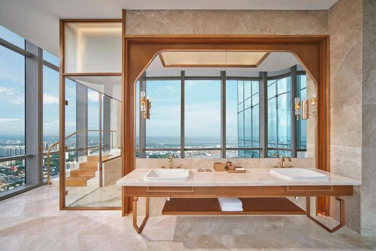L'incroyable salle de bain d'une des chambre du Vinpearl Landmark 81, Autograph Collection