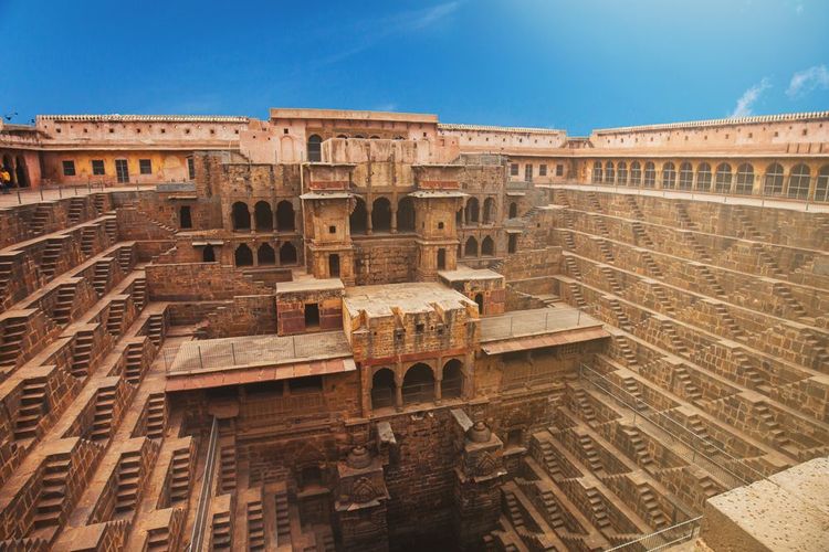 La célèbre Stepwell Chand Baori à Jaipur, en Inde