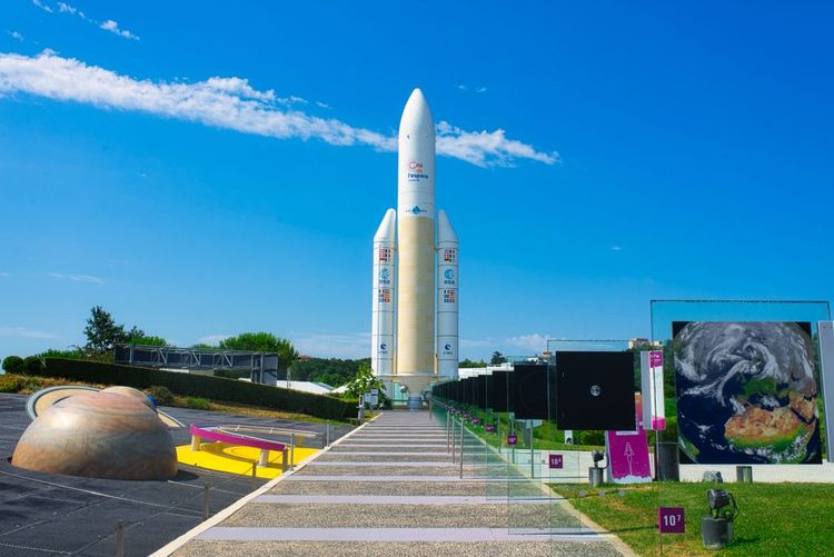 La fusée Arianne 5 à la Cité de l'espace à Toulouse.
