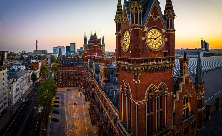La gare de St Pancras et de Kings Cross à Londres, là où les TGV en provenance de la France arrivent