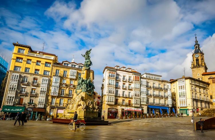 La place Virgen Blanca à Vitoria-Gasteiz
