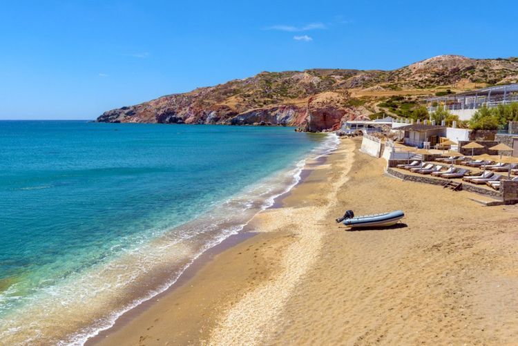 La plage de Palichori sur l'île de Miros dans les Cyclades