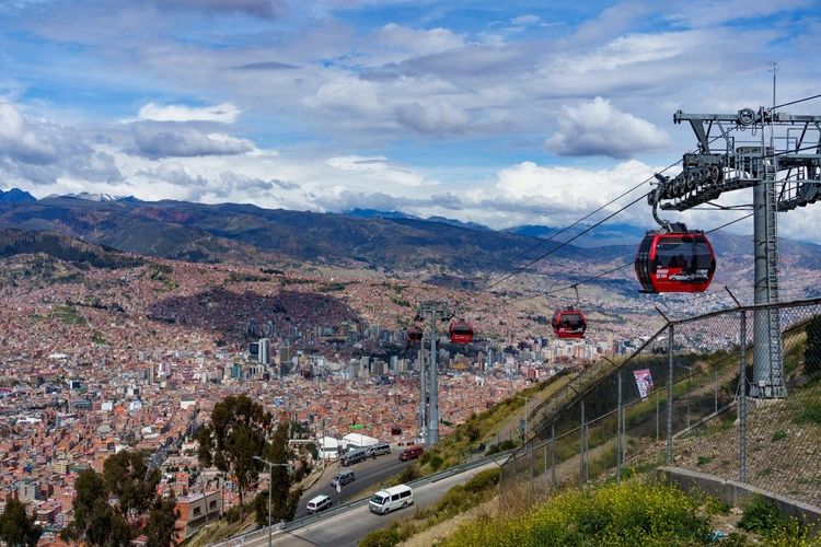 La vue depuis l'arrivée du téléphérique de La Paz en Bolivie