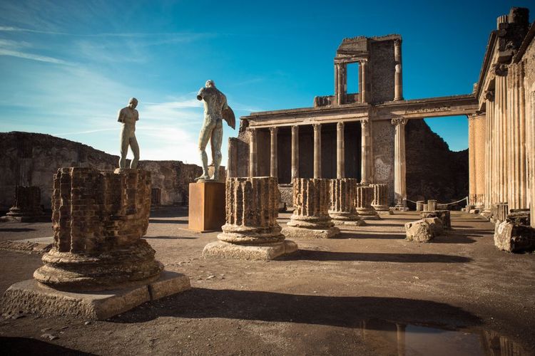 Les ruines de Pompéi, non loin de Naples