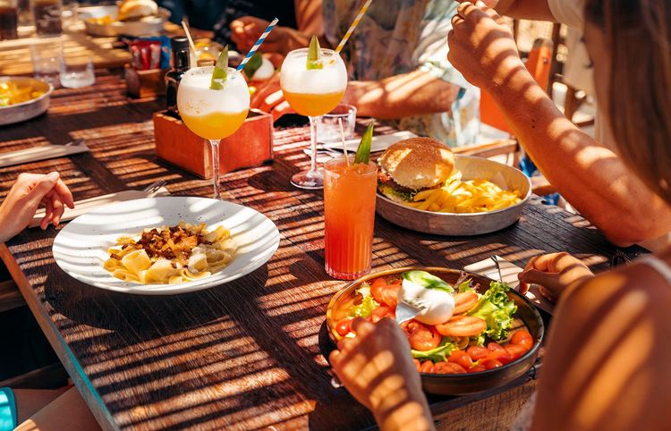 Des repas gorgés de soleil
