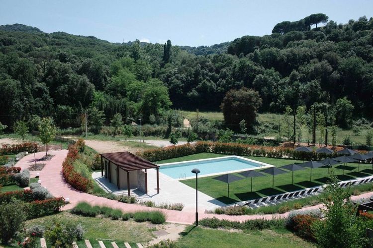 Piscine extérieure du Mas Salagros