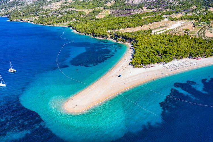 Plage de Zlatni rat, Croatie