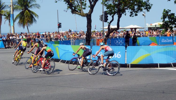 L'épreuve de triathlon et sa foule de supporters pendant les JO de Rio en 2016