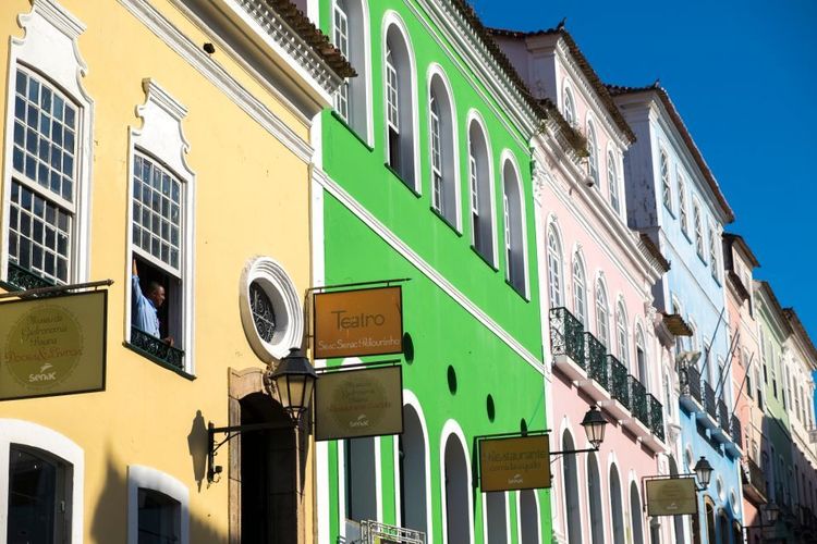 À chaque maison, sa couleur © carlos sanchez pereyra/123RF