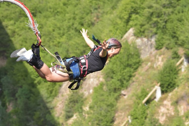 Le saut dans le vide
