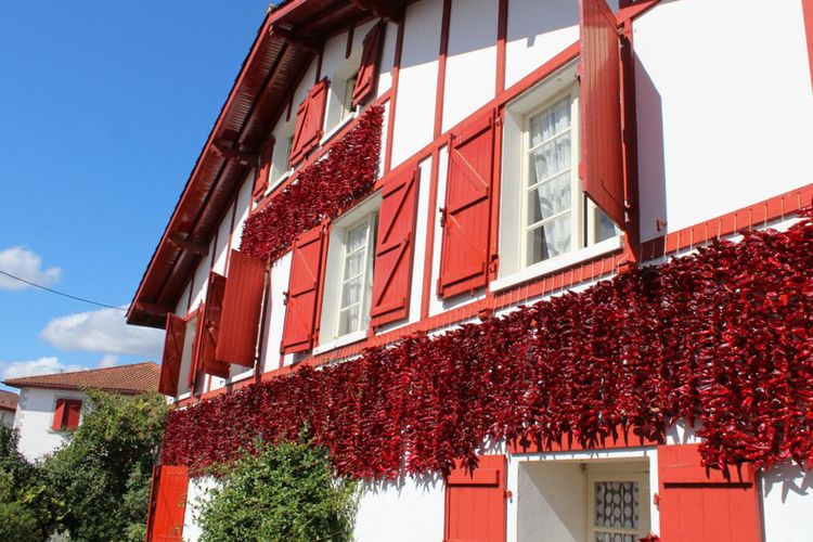 Le village d'Espelette - © MisterStock / Shutterstock
