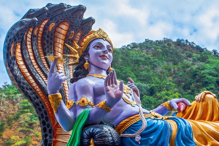 Statue à l'effigie de Vishnu, dieu hindou célebré durant Holi