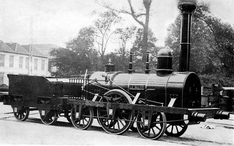 La 1ère locomotive à voyageurs, nommée "Le Belge", car construite en Belgique