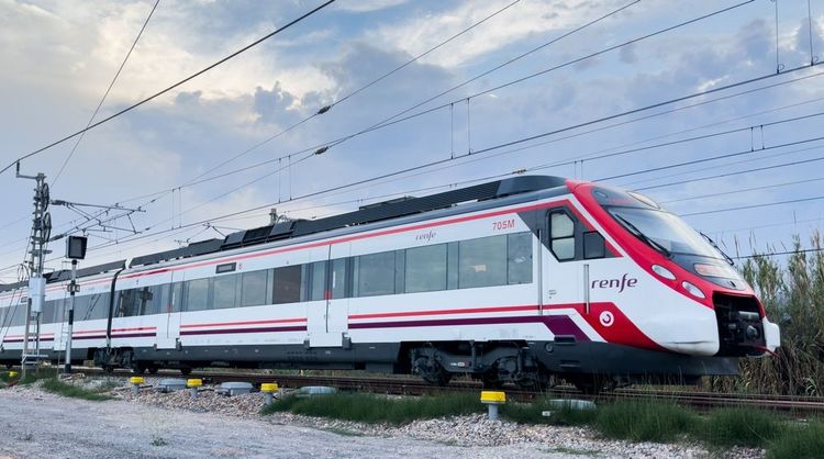 Les trains AVE de la compagnie Renfe, ici près de Valence