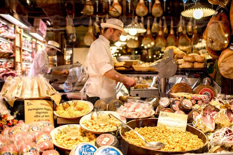 Un échantillon de la gastronomie de Bologne