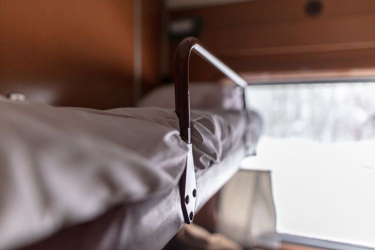 Une couchette dans un train de nuit