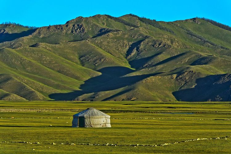 Une yourte dans un paysage de Mongolie