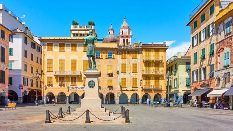 Vieille place de Chiavari
