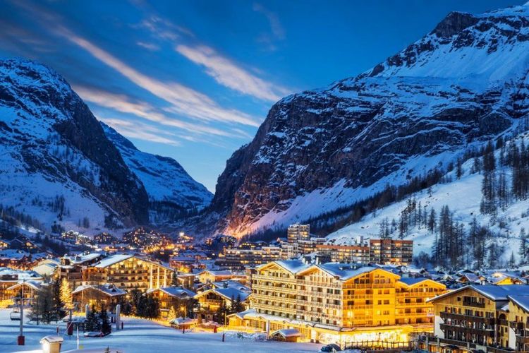 Village de Val d'Isère dans les Aples