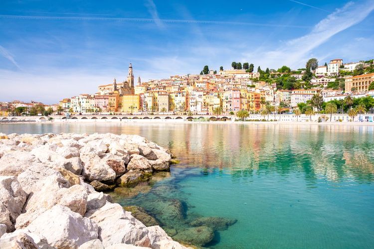 Ville de Menton sur la côte d'Azur