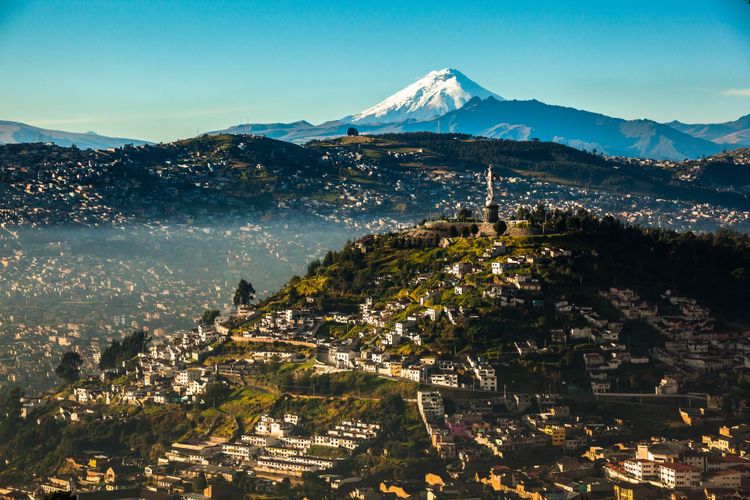 Vue d'El Panecillo dans le centre de Quito, Equateur