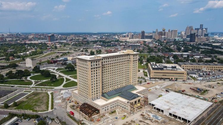 Vue aérienne de la gare de Michigan à Detroit