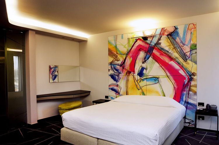 Une chambre-type du Golden Tulip Zira de Belgrade