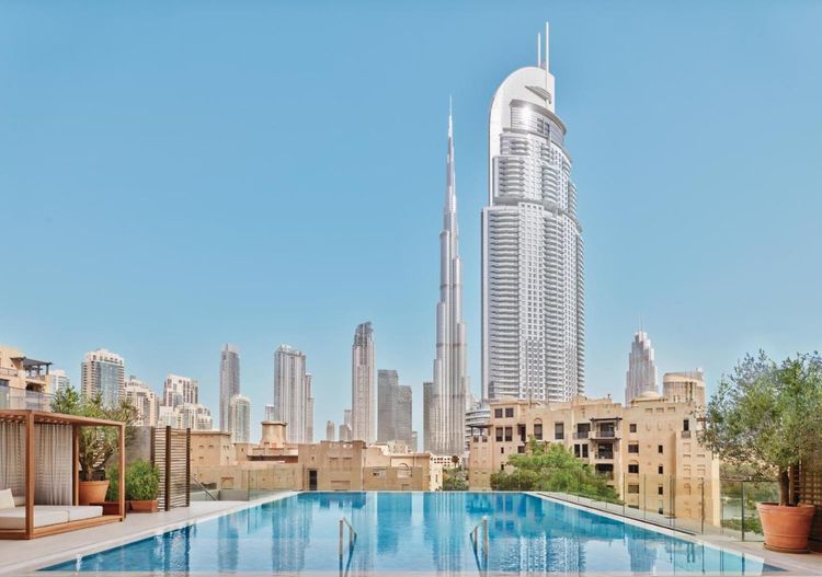 Der Pool des Hotels Dubai EDITION / Dubai EDITION - Booking.fr