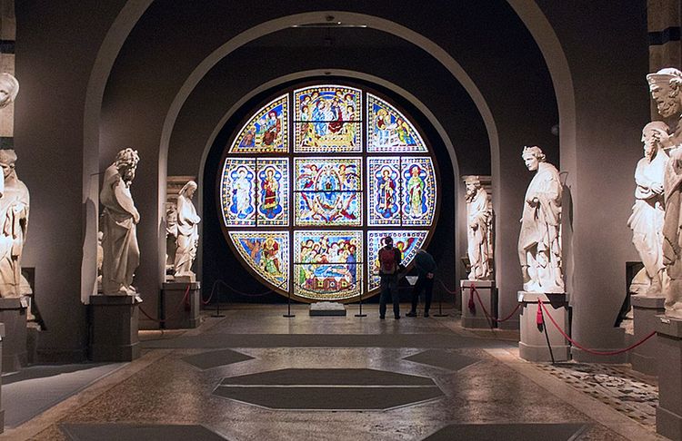 Le formidable vitrail de l’Assomption