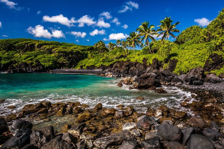 Plage de Wai'Anapanapa à Hawaï