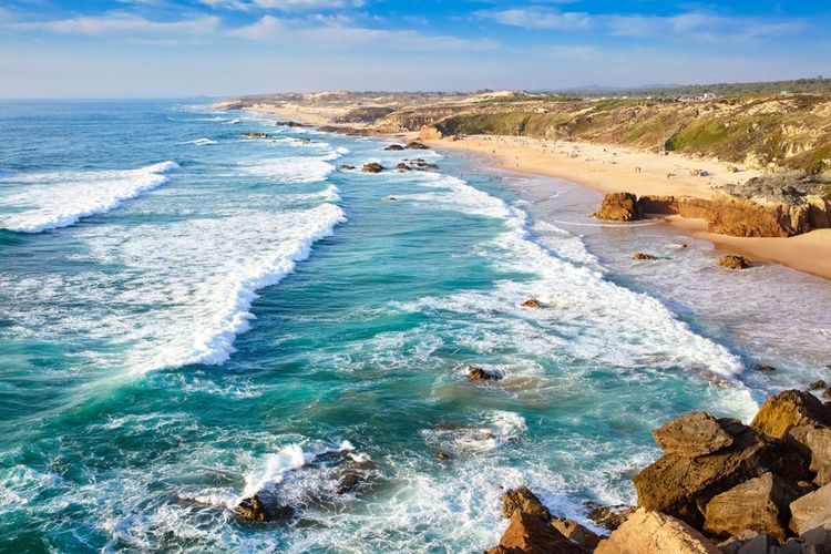 The crystal-clear waters and rugged cliffs of the South-West Alentejo Park: surfing, hiking and beaches