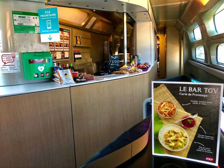 Le spectacle aura lieu dans la voiture-bar