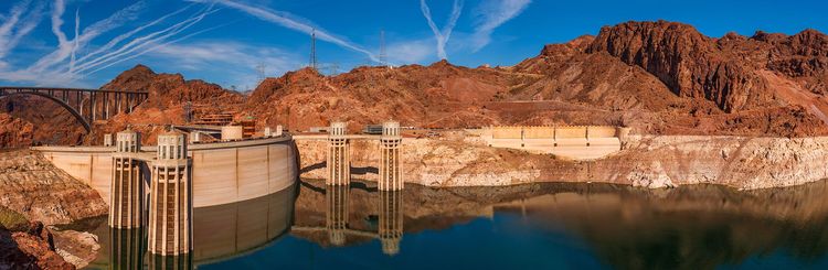 The Hoover Dam, an industrial excursion